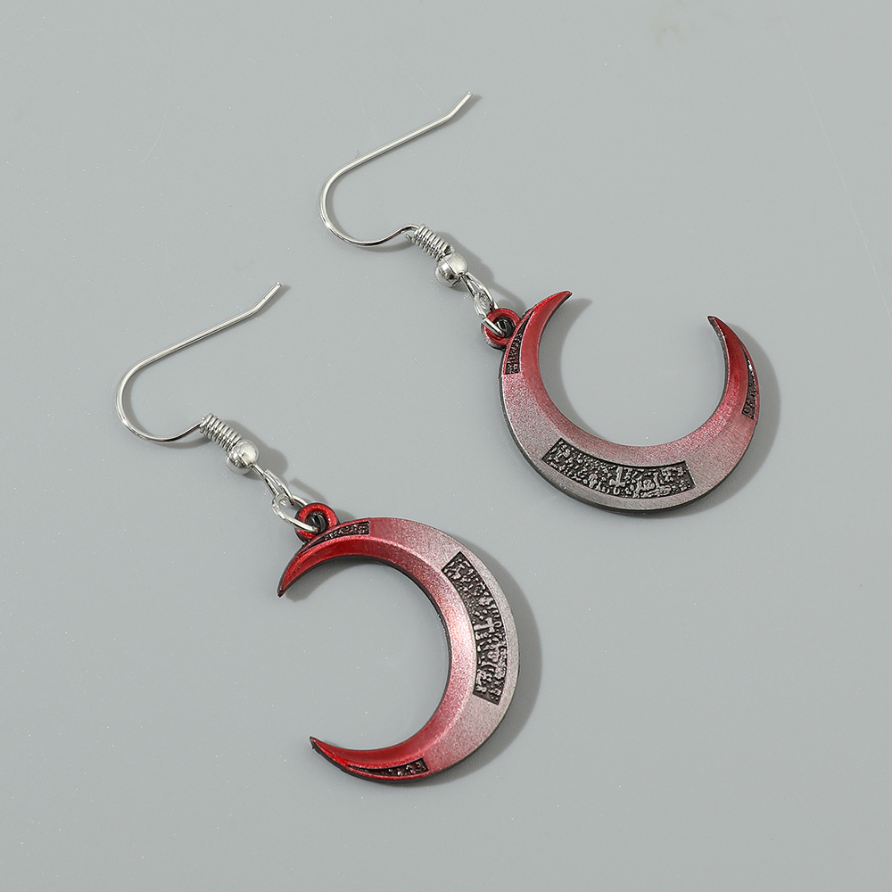 Moon Knight Crescent Dart Vint - Women'S Red Accessories recension och pris