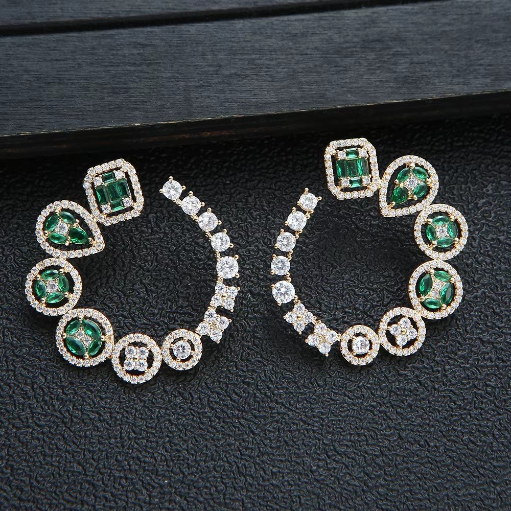 Luxury Round Stud Earrings For - Women Accessories Dubai recension och pris